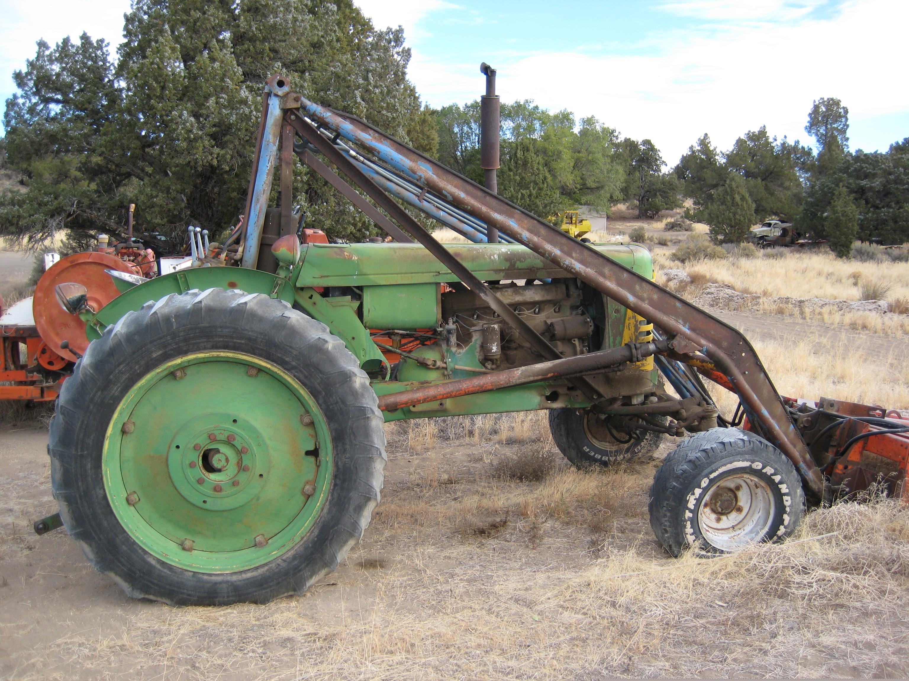 Oliver 88 Right Side