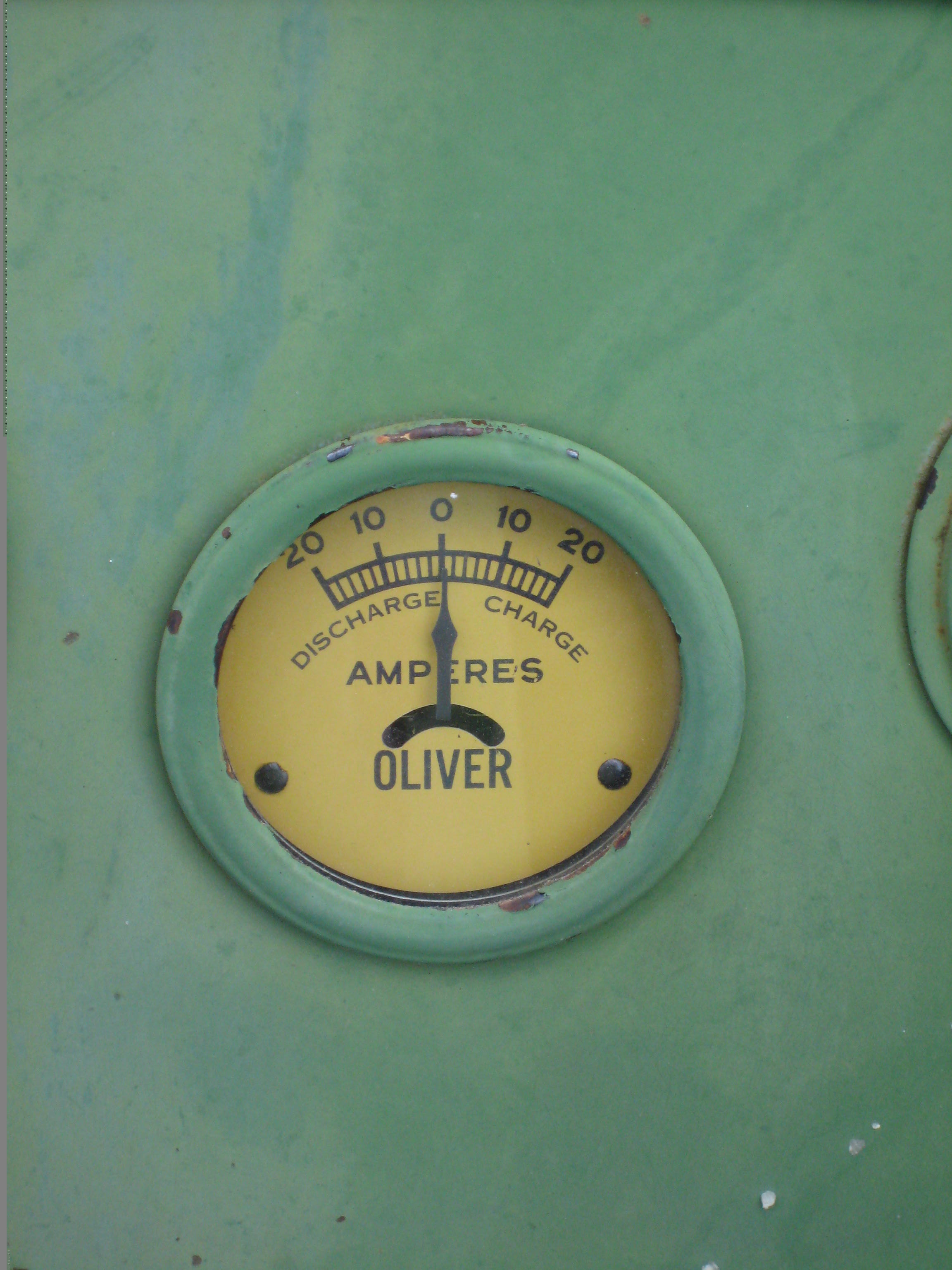 Oliver Amp Gauge
